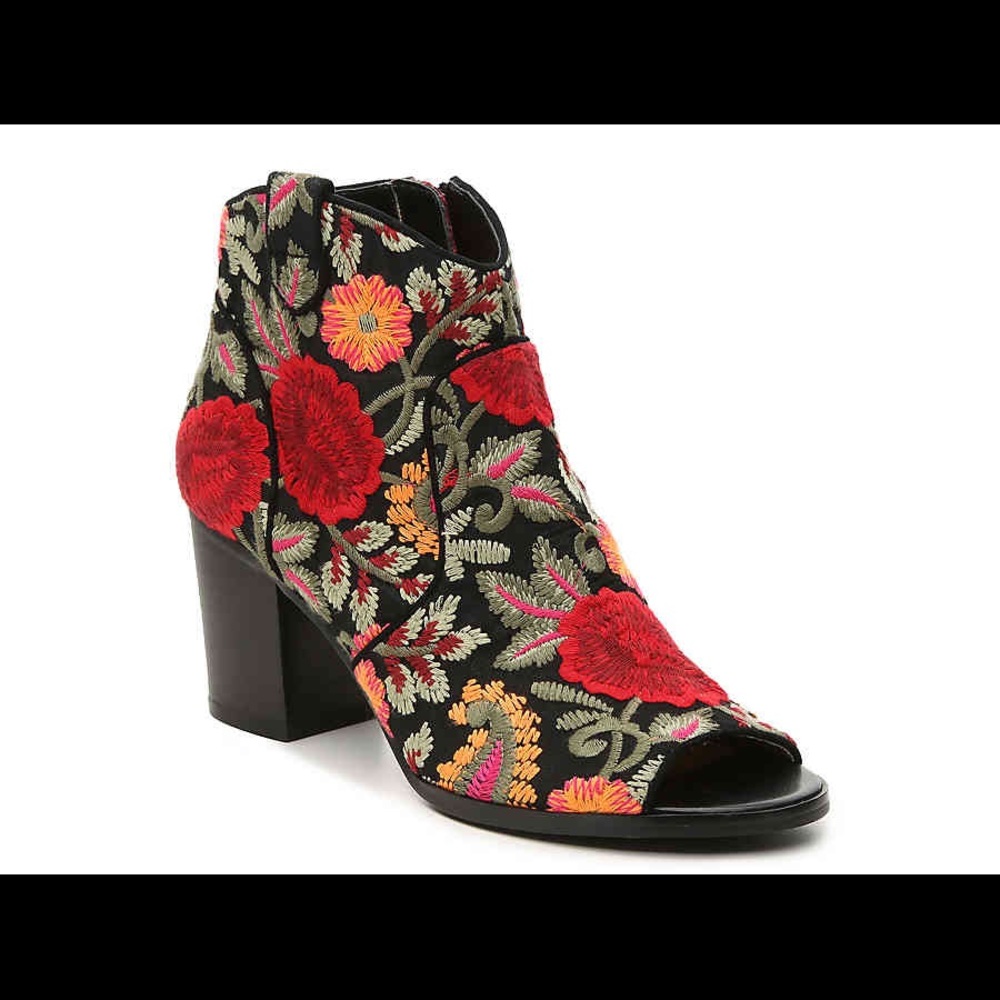Frankie bootie from Crown Vintage (never worn/new)